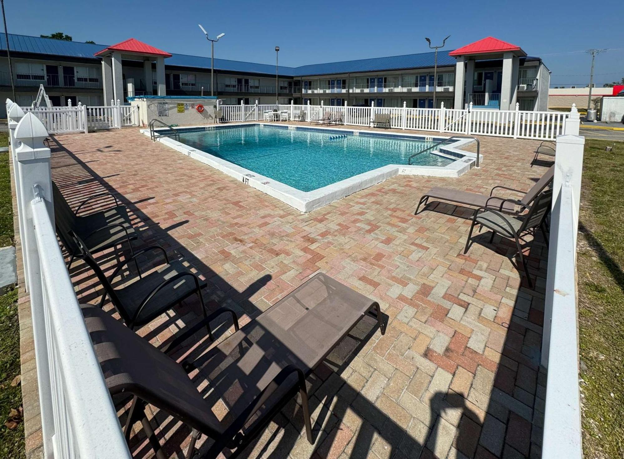 Motel 6 Englewood, Fl 외부 사진
